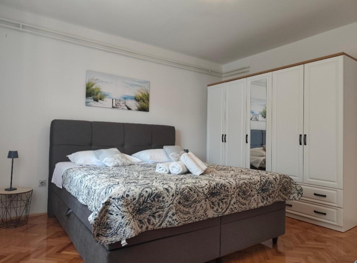 Casa Lidija Apartment โรวีน ภายนอก รูปภาพ